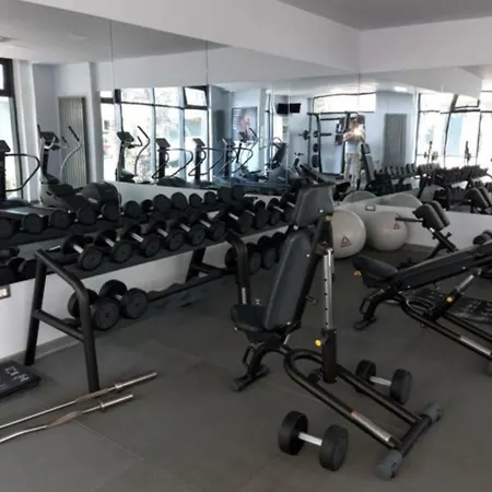 Lägenhet Luxury Alezzi Beach Piscina Incalzita Sauna Jacuzzi Parking Năvodari