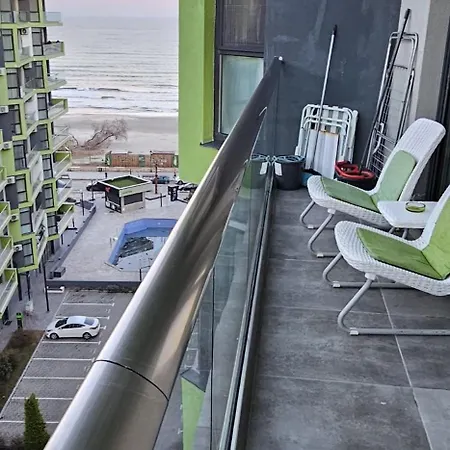 Luxury Alezzi Beach Piscina Incalzita Sauna Jacuzzi Parking Lägenhet *