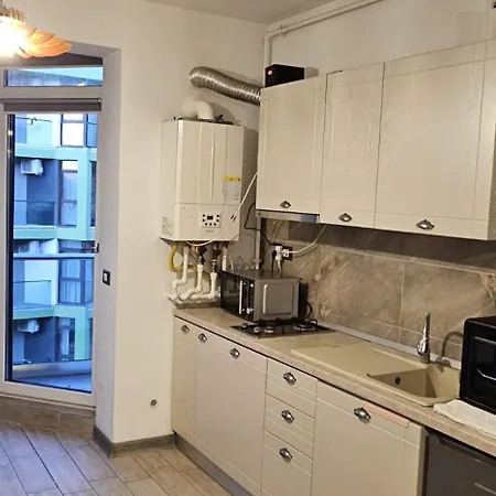 Luxury Alezzi Beach Piscina Incalzita Sauna Jacuzzi Parking Lägenhet *