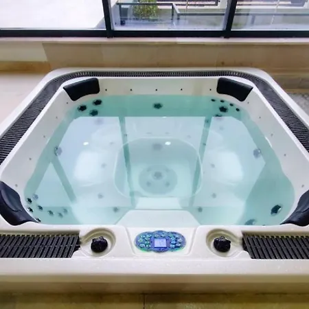 Luxury Alezzi Beach Piscina Incalzita Sauna Jacuzzi Parking