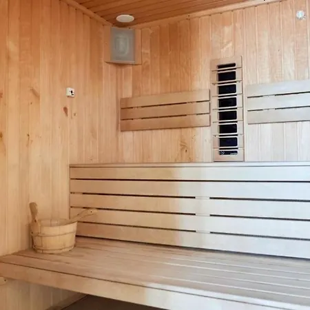 Apartment Luxury Alezzi Beach Piscina Incalzita Sauna Jacuzzi Parking Navodari