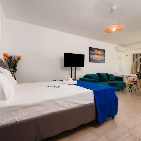 Apartment Luxury Alezzi Beach Piscina Incalzita Sauna Jacuzzi Parking *