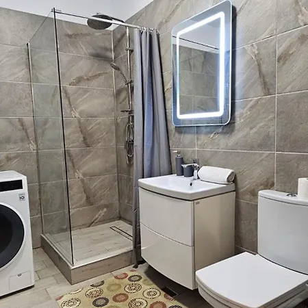 Apartment Luxury Alezzi Beach Piscina Incalzita Sauna Jacuzzi Parking Navodari